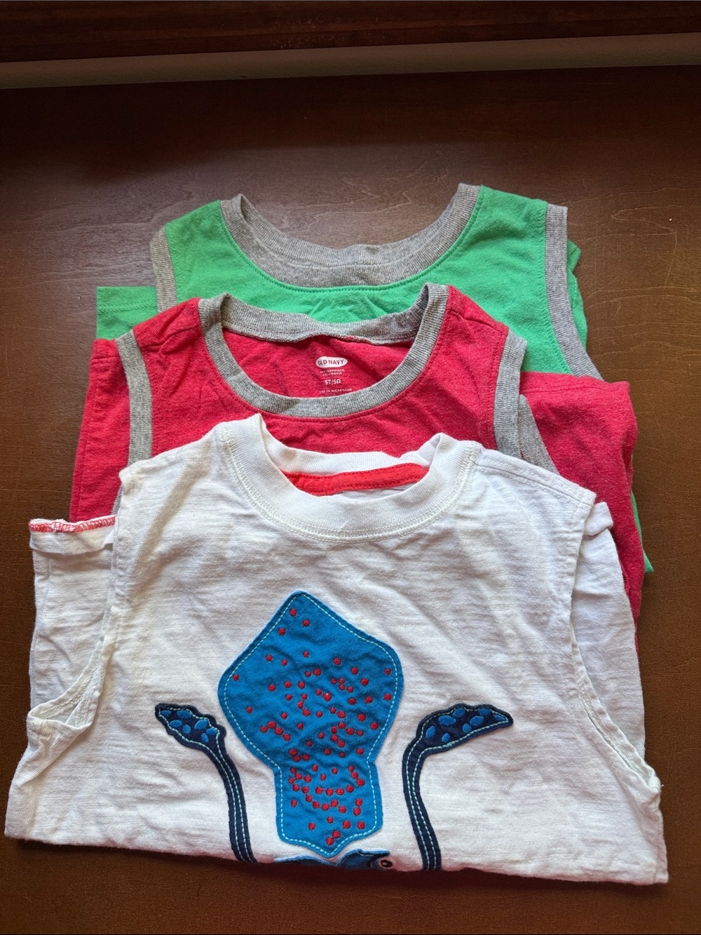 3-Pack Tank Tops in White, Red, Green